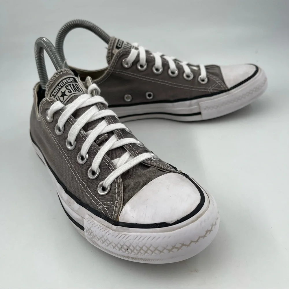 Converse Kids Chuck Taylor All Star-SZ 5Y-Grey Canvas Low Top Lace-Up Sneakers